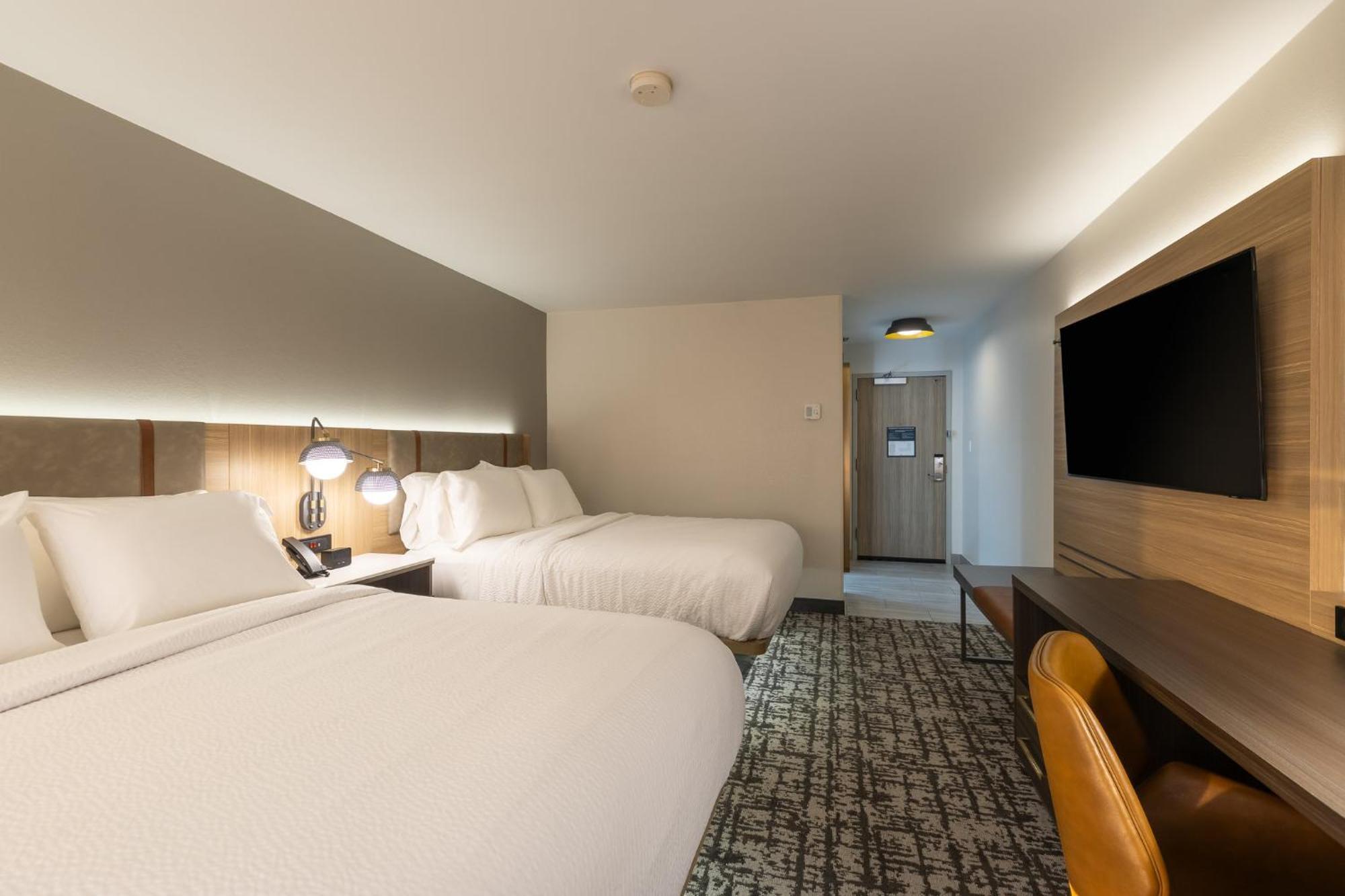Holiday Inn Anderson By Ihg Exterior photo