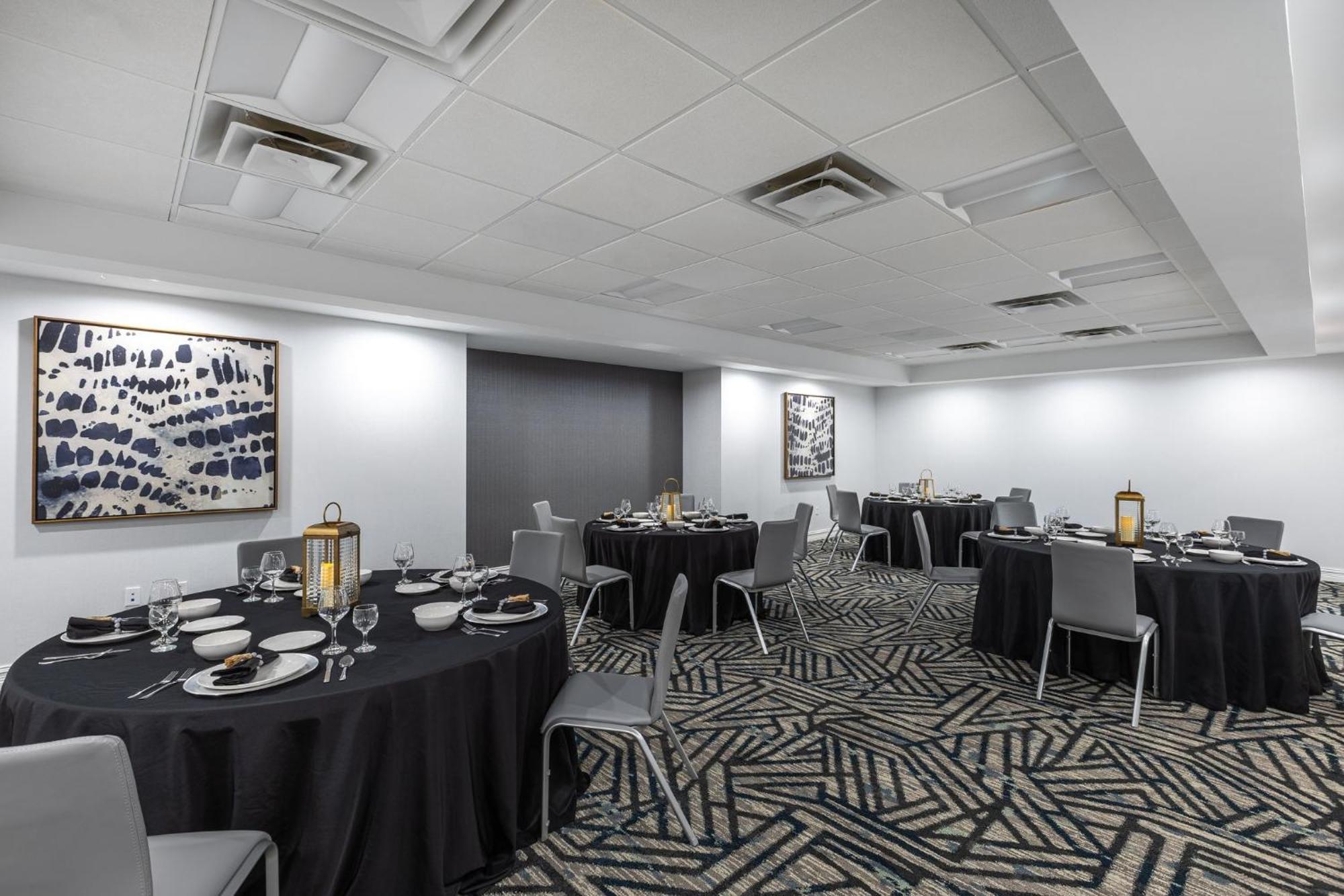Holiday Inn Anderson By Ihg Exterior photo