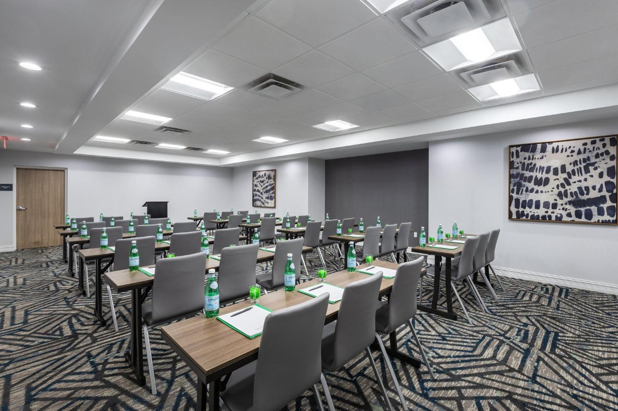 Holiday Inn Anderson By Ihg Exterior photo
